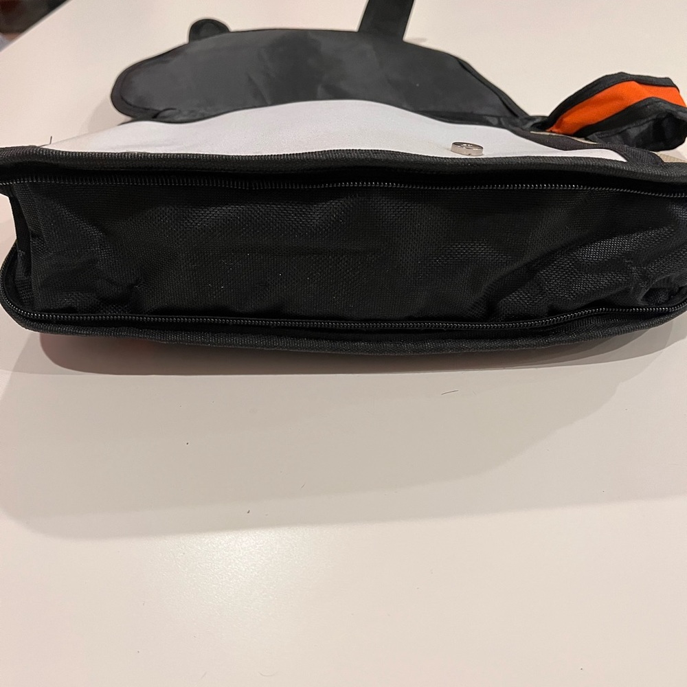 2D Comic Messenger Bag - Picture 5 of 8